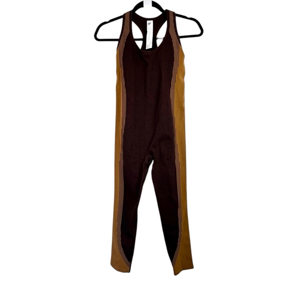 Fabletics Jumpsuit Seamless Fusion Sleeveless Racer Back 7/8 Legging Unitard - Picture 1 of 11